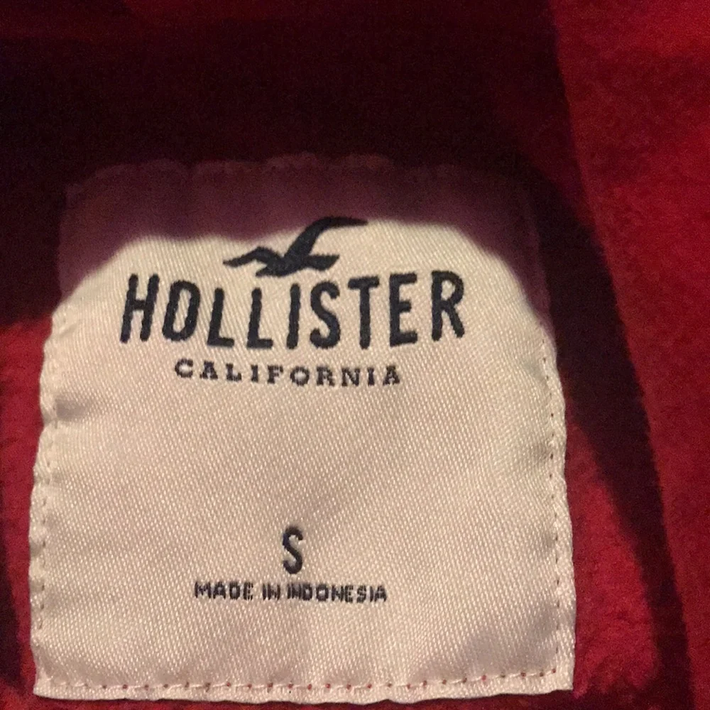 Hollister hoodie - Picture 2 of 3